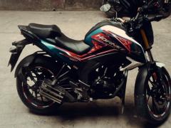 CB Hornet 160R CBS